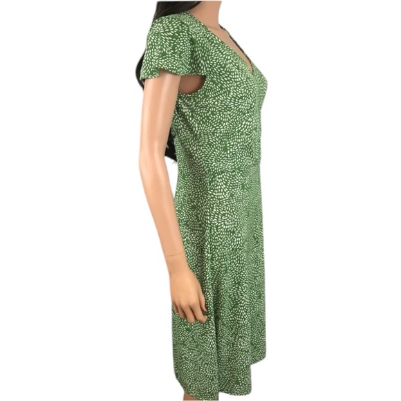 Ann Taylor Loft size 4 green & white v neck dress - Picture 3 of 12